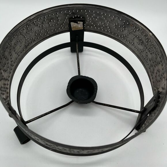 Vintage Pflatzgraff Yorktowne Tinsmith Punch Tin Casserole Holder Cradle Server - Picture 4 of 7